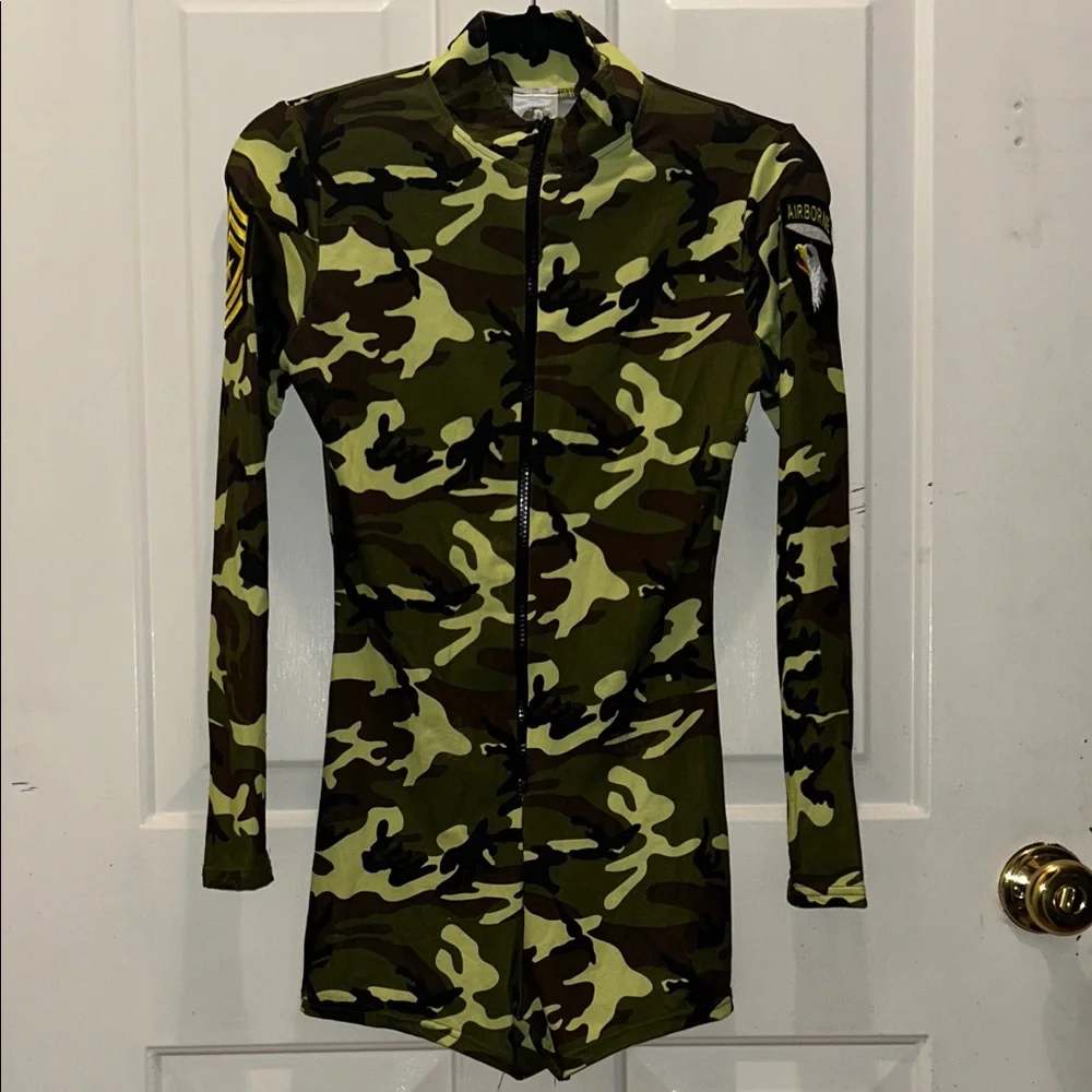 Spirit Camouflage Zip-Up Jumpsuit - Picture 8 of 10